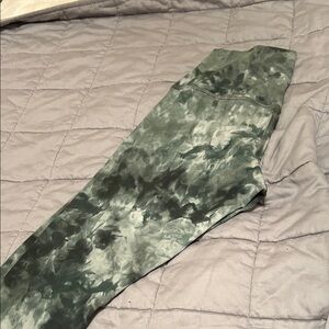 lululemon athletica Align full length Green Tie-Dye Leggings size 10